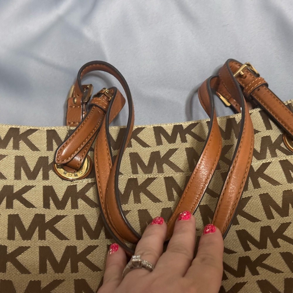 Michael Kors Brown Logo Tote Bag - Picture 4 of 16